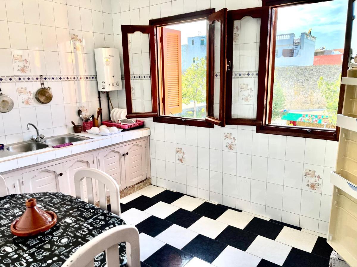 Soleado Apartamento Al Lado De La Preciosa Medina , A 3 Minutos De La Playa Andando I Асила Экстерьер фото